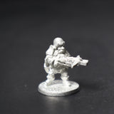 Dwarf Crossbowman, 02-038b, Bob Olley, Ral Partha