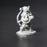 Savage Sister, Female w/ Bow, Sword, and Shield, 01-032 (c), Ral Partha