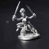 Savage Sister, Female w/ Bow, Sword, and Shield, 01-032 (b), Ral Partha