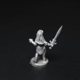 Female Rogue with Sword, 11-016, Ral Partha, AD&D