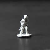 Hooded Female Thief, DF-404, Ral Partha