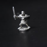 Hogar Halfling Champion, 03-093, Ral Partha