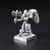 Tyrant Shield Maiden, 02-209, Ral Partha