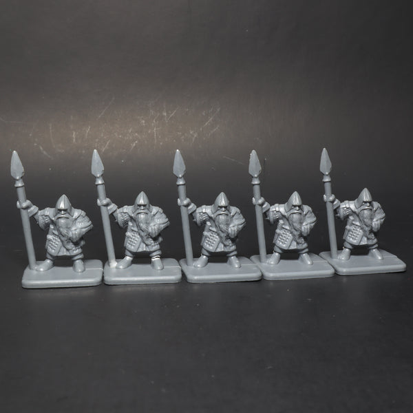 Grenadier Plastic Dwarfs w/ Spears