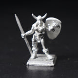 Tyrant Shield Maiden, 02-209, Ral Partha