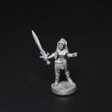 Female Rogue with Sword, 11-016, Ral Partha, AD&D