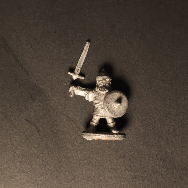 Dwarf w/ Broken Sword, Ral Partha Import, 1984