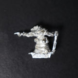 Skaven, Commander w. Halberd, Metal, Broken