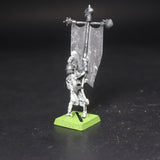 Standard Bearer, 3123 (a), Skeleton Command, Fantasy Legends, Grenadier