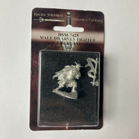 Dark Sword Miniatures, Male Dwarven Fighter w/Great Axe DSM-7425